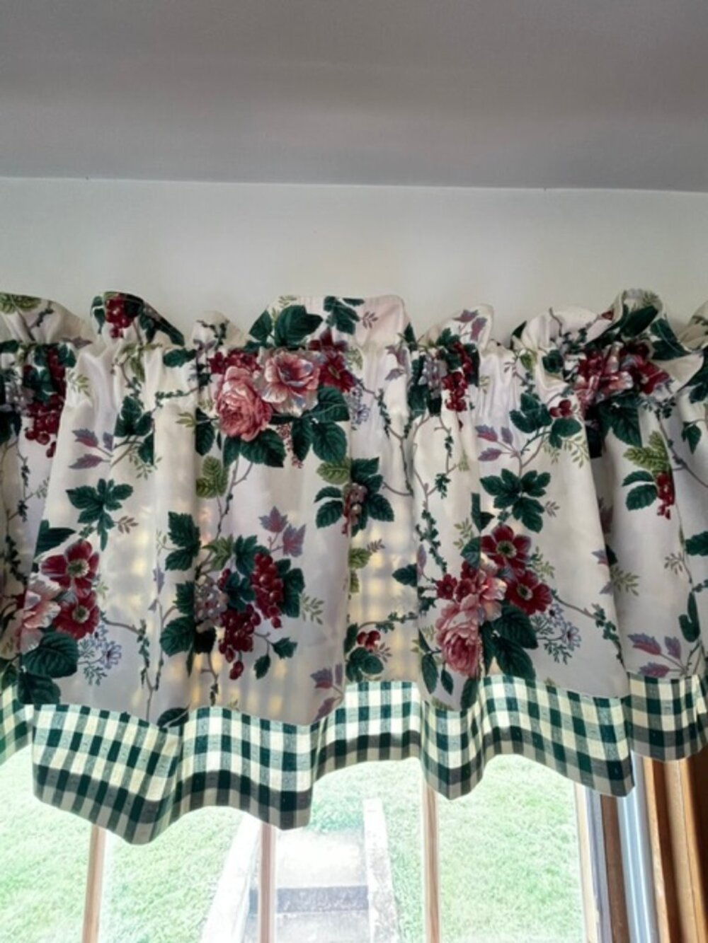 WAVERLY Vintage Pleasant Valley Floral Gingham Curtain Swag Valance Panels